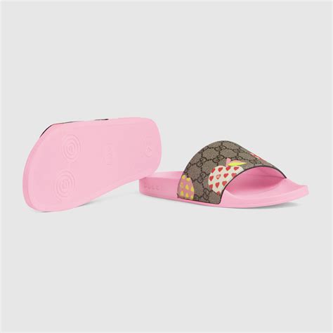 womens gucci les pommes sandal